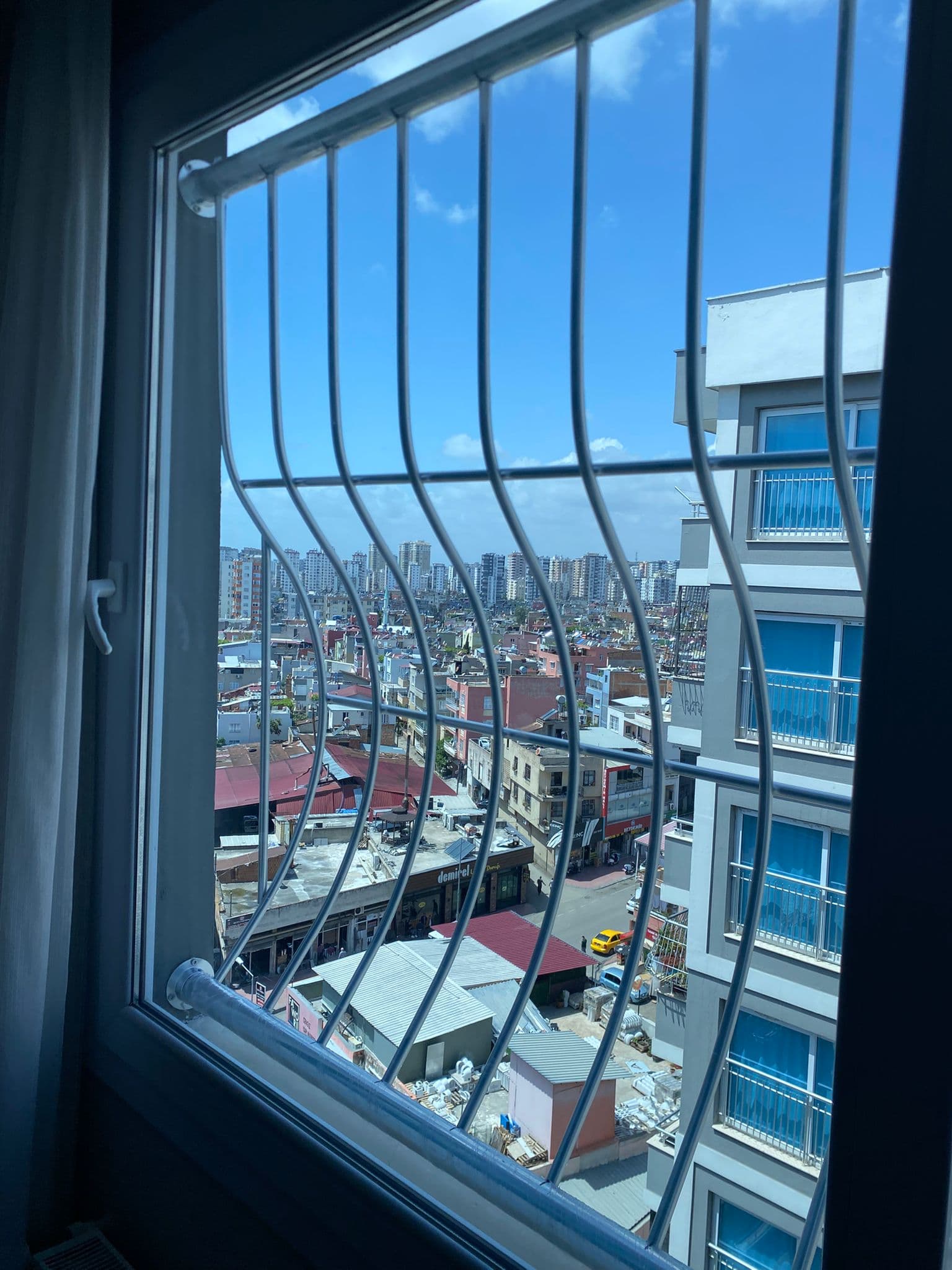 Adana pencere korkuluğu montaj - Suha Krom proje 04