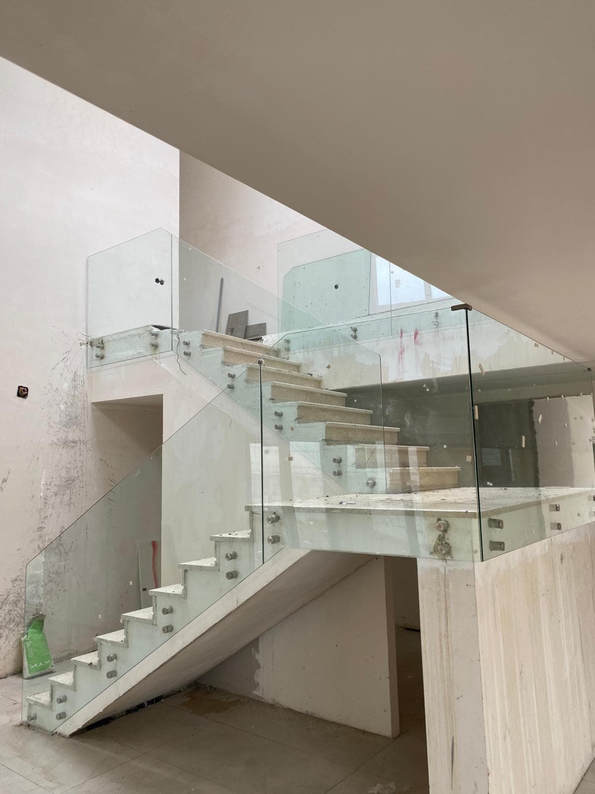 Adana cam korkuluk montaj - Suha Krom proje 03